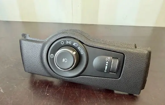 Dodge Durango III Light switch 68474268AB