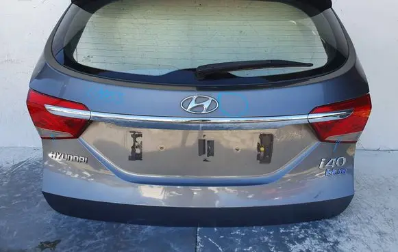 Hyundai i40 Tailgate/trunk/boot lid