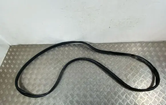 Mazda CX-70/90 Rear door rubber seal (on body)