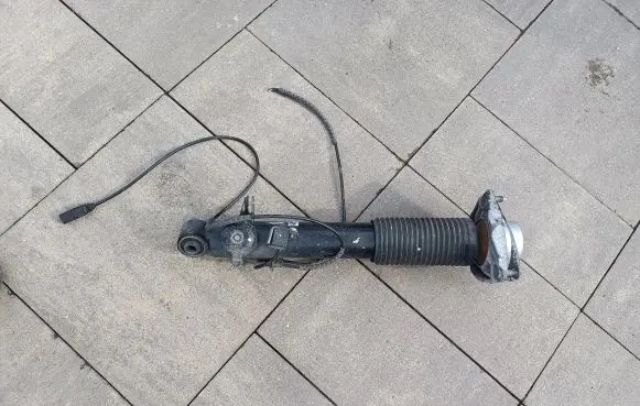 BMW X5 F15 Rear shock absorber/damper 6875088