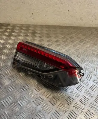 Toyota RAV 4 (XA50) Tailgate rear/tail lights 8159042121 A4S2120001 44S212Y020