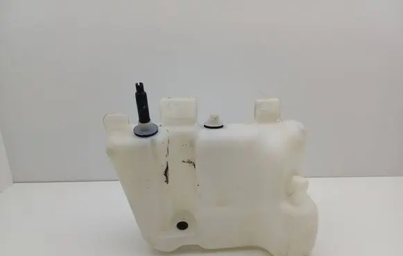 BMW 5 E39 Windshield washer fluid reservoir/tank 8361439