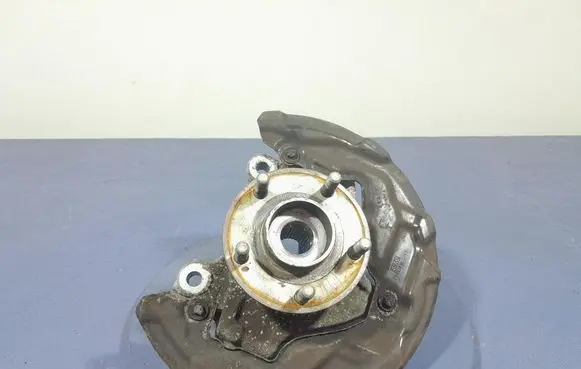Ford Mondeo MK I Front wheel hub spindle knuckle DG9C3K171A