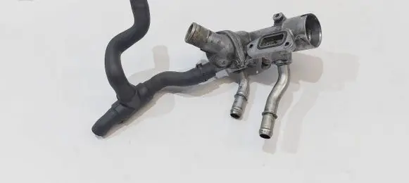Opel Insignia A Thermostat housing 12599085
