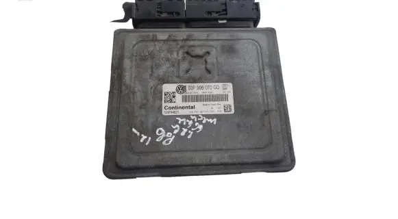 Volkswagen Polo V 6R Engine control unit/module 03F906070GD