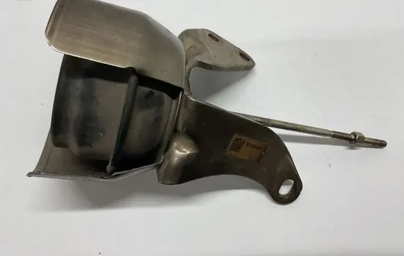 Mercedes-Benz E W212 Turbo system vacuum part 6510904980
