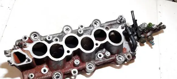 Toyota Camry Intake manifold