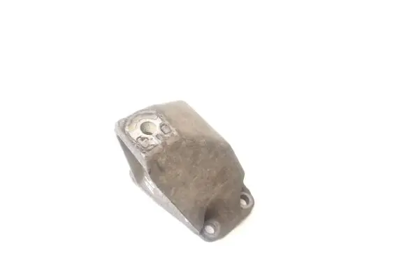 Audi A4 S4 B5 8D Engine mounting bracket 8D0399113AB