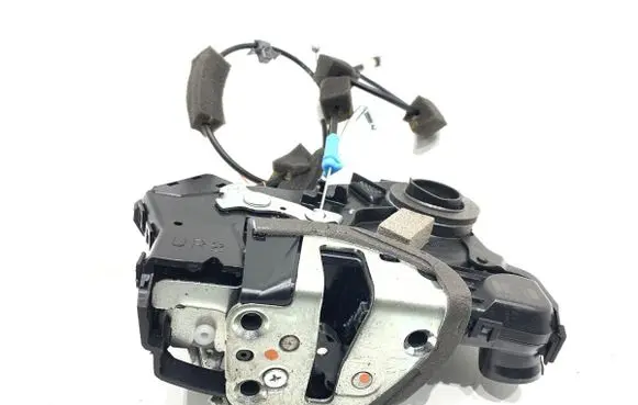 Honda Civic IX Front door lock 411130-19760