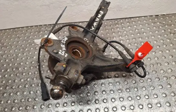 Renault Clio IV Front wheel hub spindle knuckle S25056070 400145894R