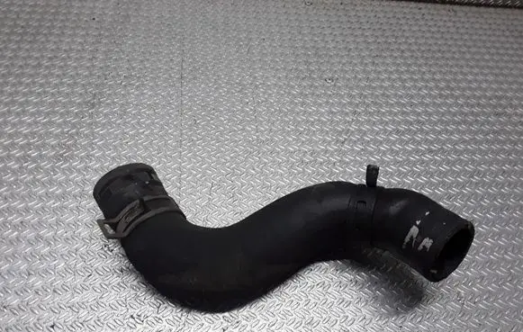Toyota Avensis T250 Engine coolant pipe/hose