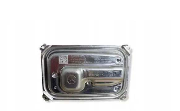 Mercedes-Benz Metris W447 Headlight ballast module Xenon A2139002834 A2139003233