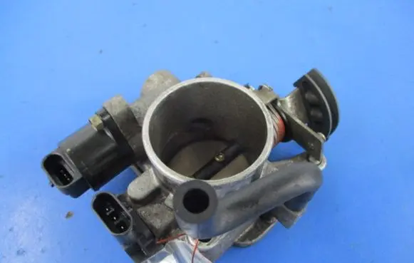 Dodge Neon Throttle body valve 4669313