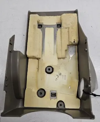 Volvo XC90 Steering wheel column trim S30666070