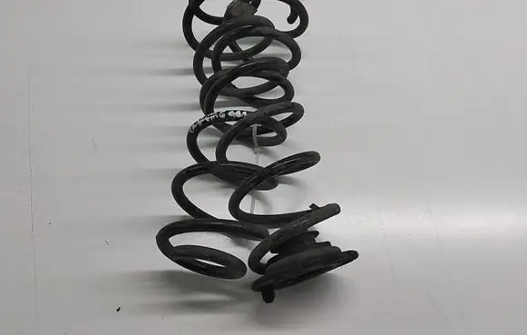 Skoda Octavia Mk3 (5E) Rear coil spring 5Q0511115F