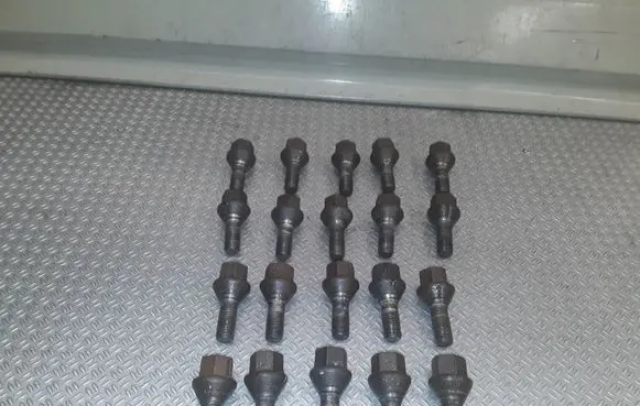 Citroen Jumper Nuts/bolts 