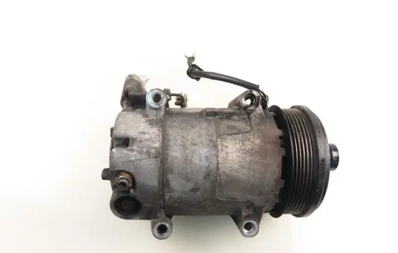 Ford Focus Air conditioning (A/C) compressor (pump) 3M5H19D629KF