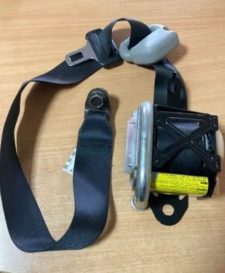 Mitsubishi Lancer Front seatbelt C9034N