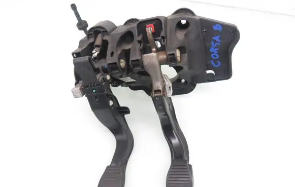 Opel Corsa D Pedal assembly 3801990165 55703354BZ
