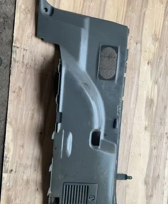Mitsubishi Pajero Trunk/boot lower side trim panel 