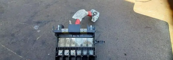 Mercedes-Benz Citan II Fuse module 241148785R