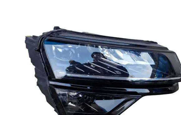 Skoda Karoq Headlight/headlamp 57B941016D