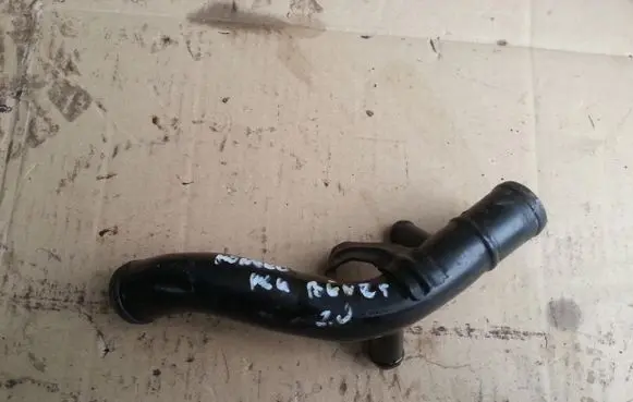 Mazda 5 Engine coolant pipe/hose