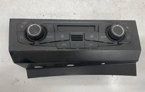 Audi A4 S4 B8 8K Climate control unit 8T2820043AF