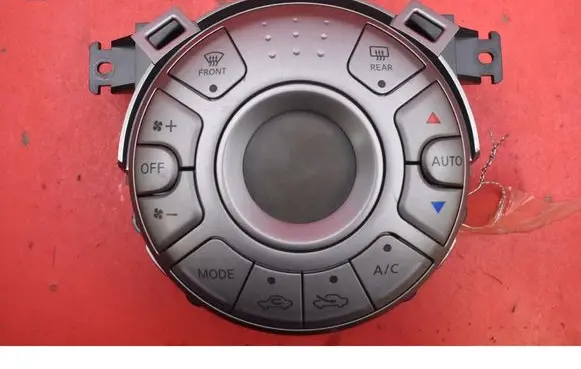 Nissan Micra Climate control unit 275101HH0C