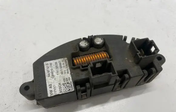 Audi A3 S3 8V Heater blower fan relay 5Q0907521D