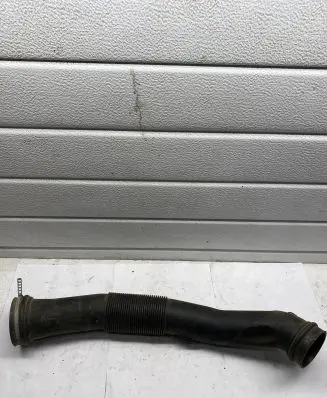 Audi A6 S6 C4 4A Intercooler hose/pipe 058129627H
