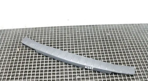 Chevrolet Orlando Trunk/boot sill cover protection 96895627