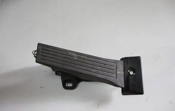 BMW 2 Active Tourer U06 Accelerator throttle pedal 08041389481