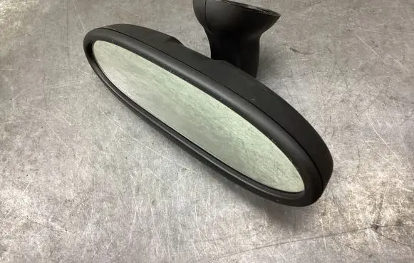 Mini One - Cooper R50 - 53 Rear view mirror (interior) E1010784