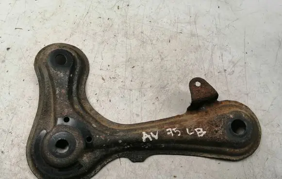 Toyota Avensis T270 Other front suspension part 5225705031