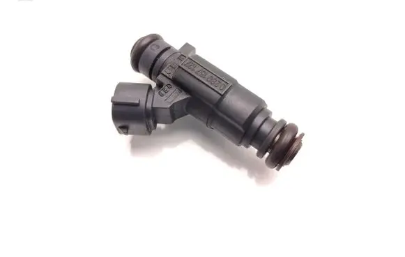 Peugeot 208 Fuel injector 9676017480