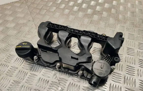 Rocker cam cover