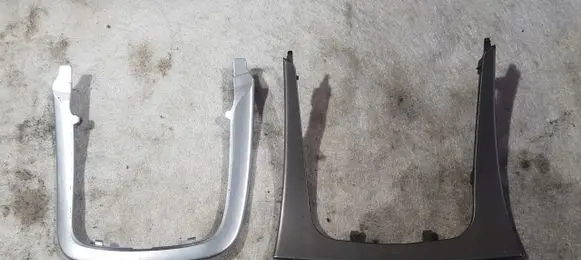 Opel Insignia A Gear shifter surround trim plastic 13245741