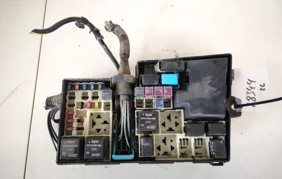Mazda 3 I Fuse box set 3m5t14a142ab 3m5t-14a142-ab