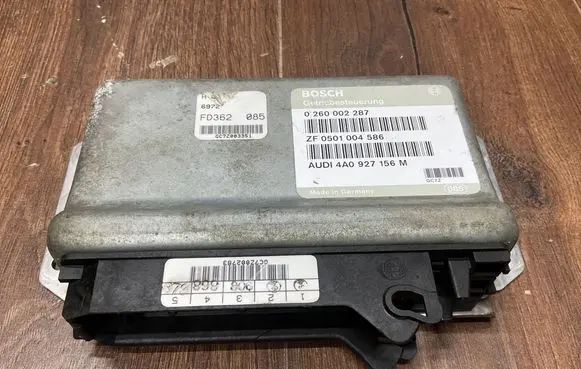 Audi A6 S6 C4 4A Gearbox control unit/module 4A0927156M