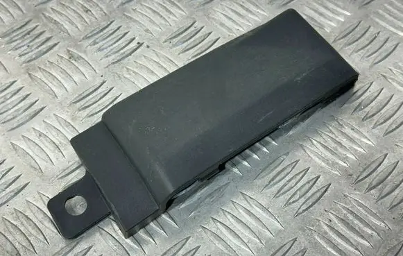 Mercedes-Benz Sprinter W901 W902 W903 W904 Fender trim (molding) A9068802871 A9068802971 A9068802671