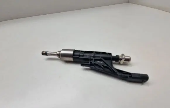 BMW 4 F32 F33 Fuel injector
