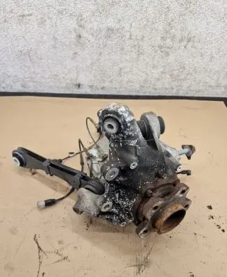 BMW 7 G11 G12 Rear wheel hub 6865662