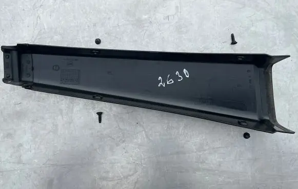 Seat Leon (1P) (B) pillar trim (top) 1P0853290B