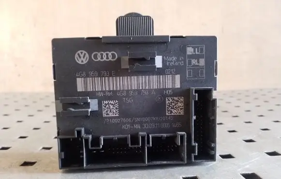 Audi A6 C7 Door control unit/module 4G8959793A