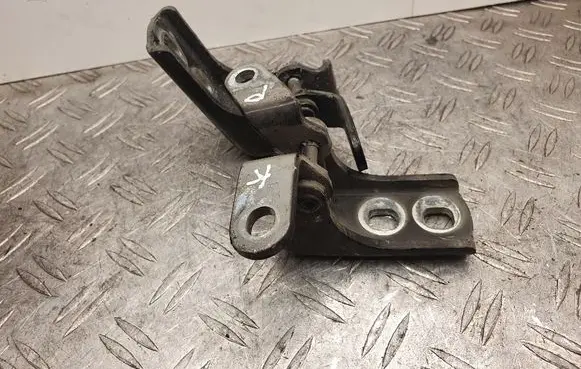Opel Zafira C Front door upper hinge