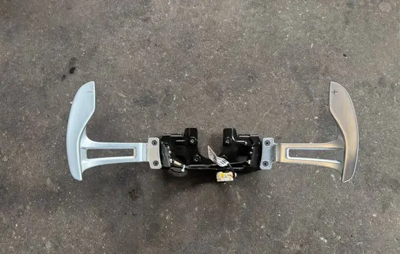 Maserati Levante Gear shifter/selector 670089095