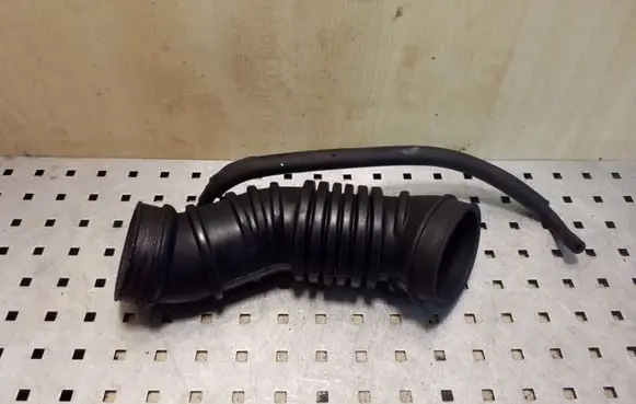 Mitsubishi Space Wagon Air intake duct part MR373274