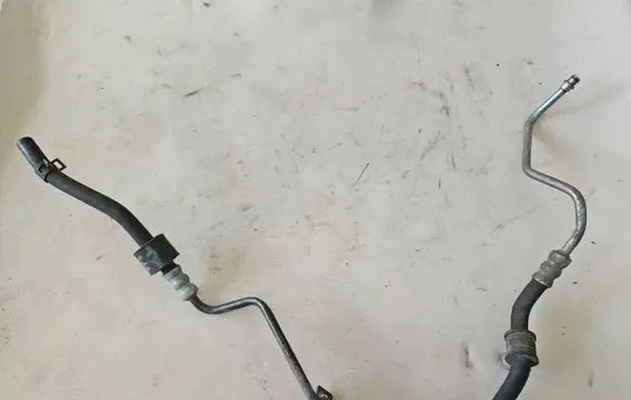 Chevrolet Aveo Power steering hose/pipe/line 95226860