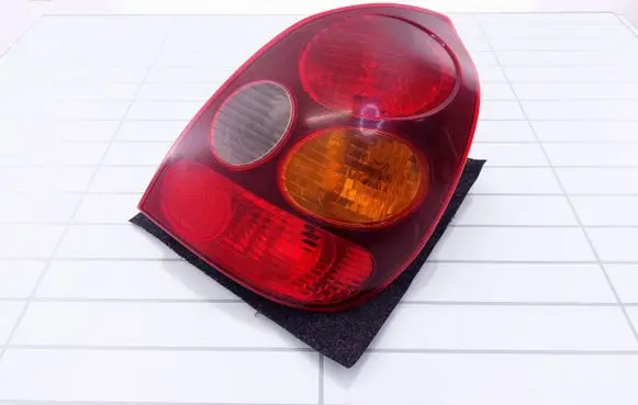 Toyota Corolla E110 Reverse light 22076587